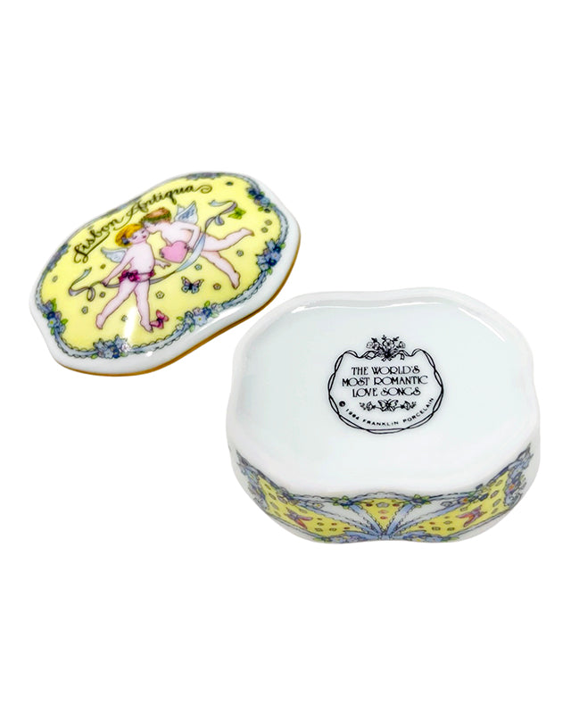 Vintage Lisbon Lovers Music Box, 1984